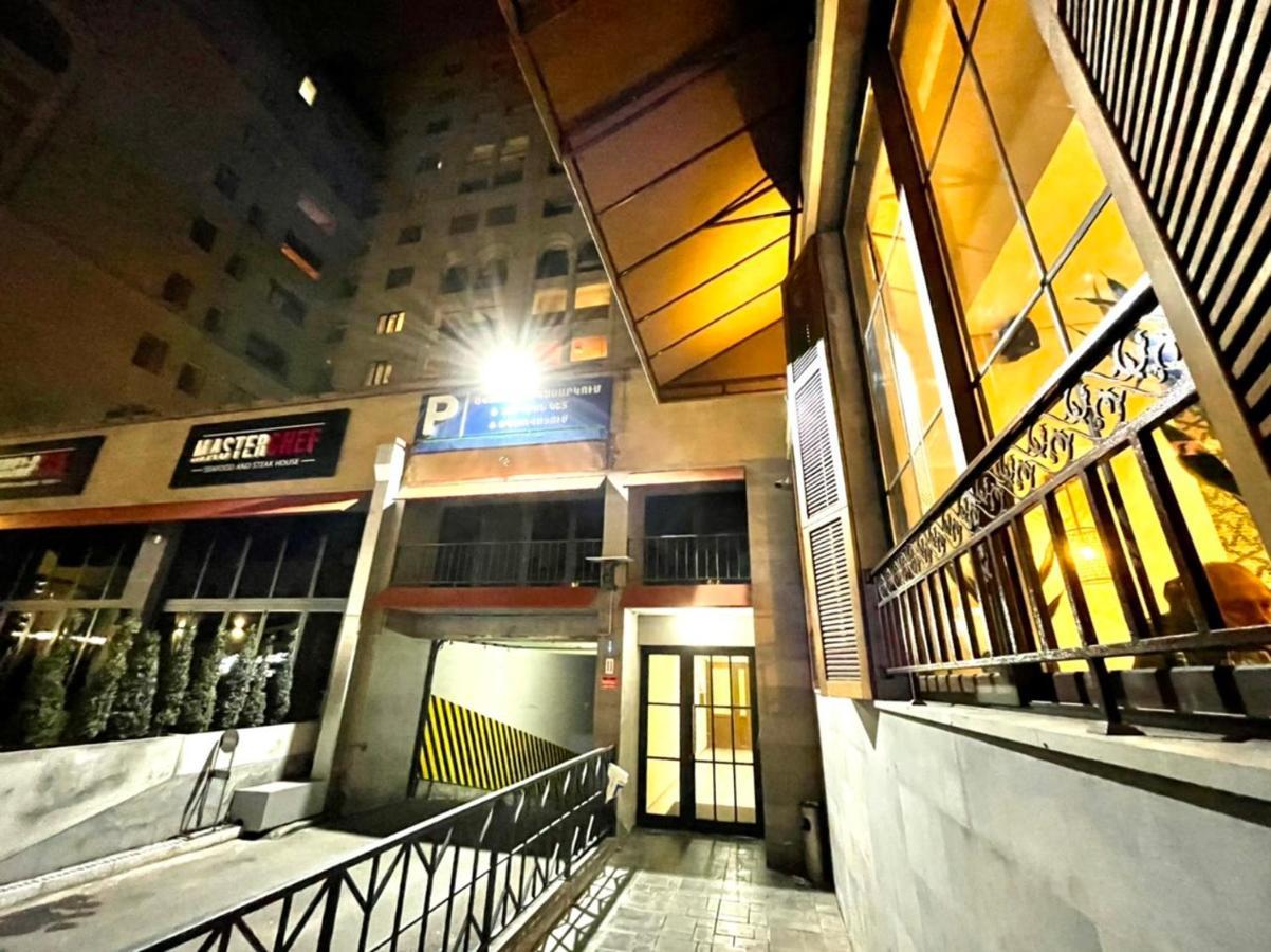 Armenak Apartment 5-Комнатная Yerevan Exterior photo